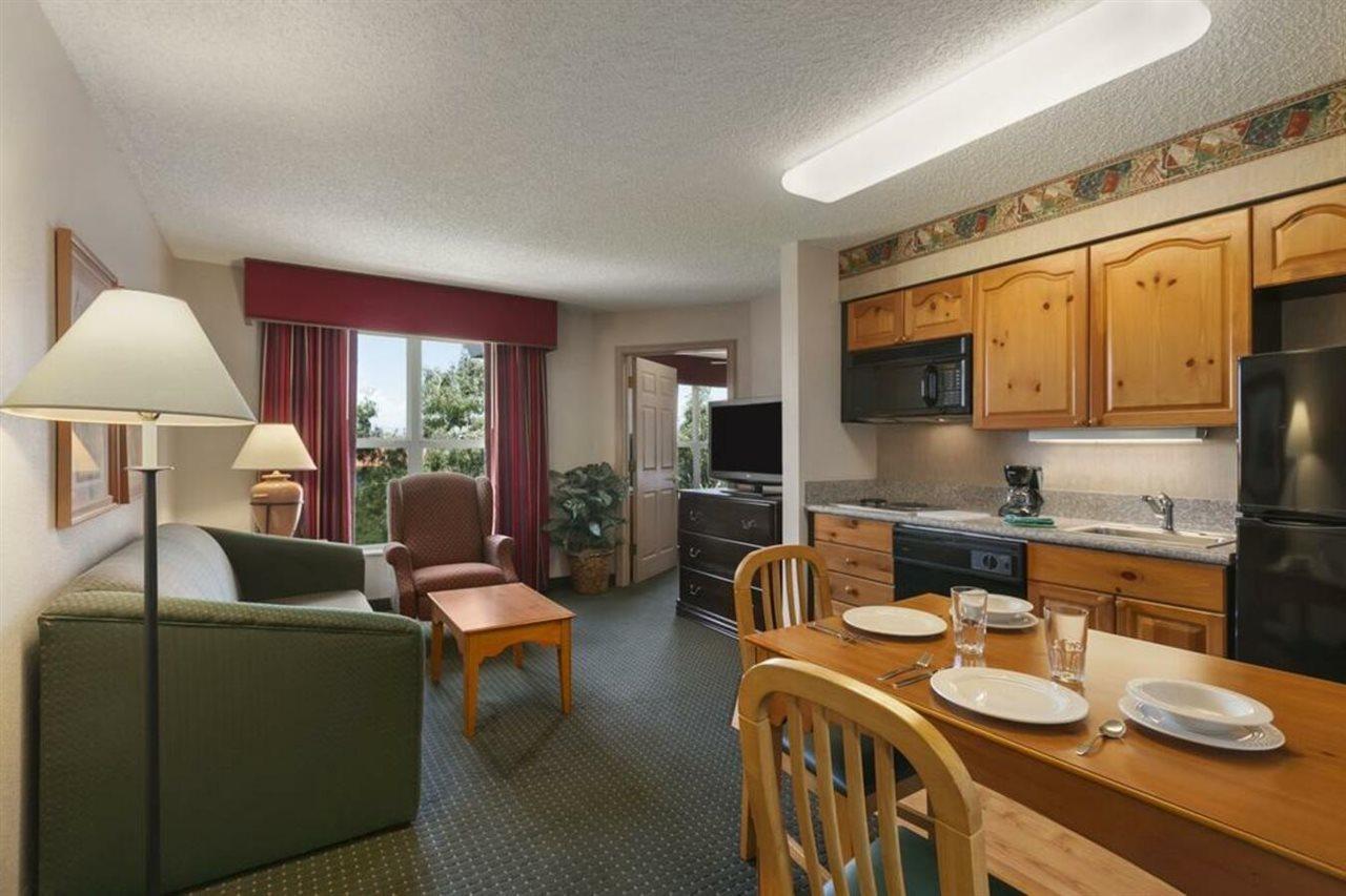 Homewood Suites Phoenix-Скоттсдейл Экстерьер фото