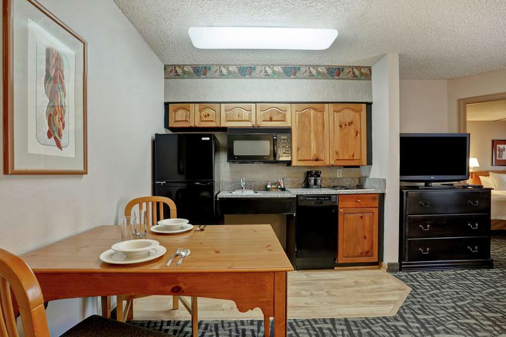 Homewood Suites Phoenix-Скоттсдейл Номер фото